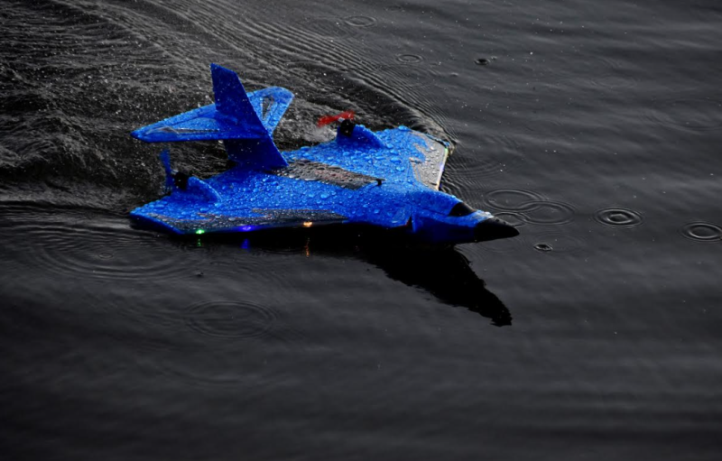 Odolné RC letadlo X-320 modré